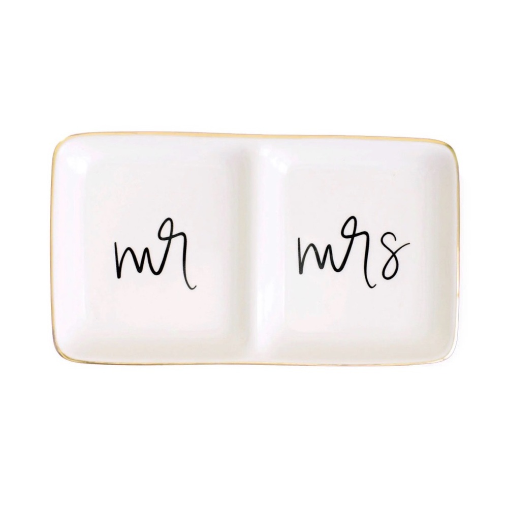 Sweet Water Decor Mr and Mrs Jewelry Dish